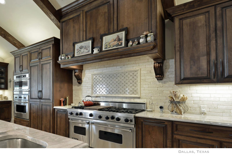 Artist Jamie Santaniello.
Mural behind stove - Historical Renditions - WTS66-336 Thassos  polished w/ noce stain 6" x 6".  Dallas, Texas
jamiesantaniello.com
copyright©JS2008